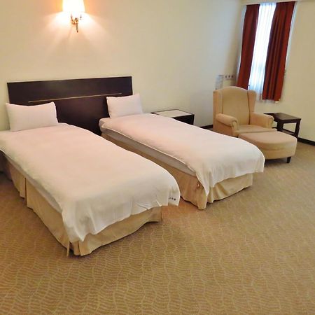 Herkang Hotel Taichung Luaran gambar