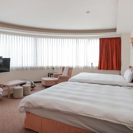 Herkang Hotel Taichung Luaran gambar