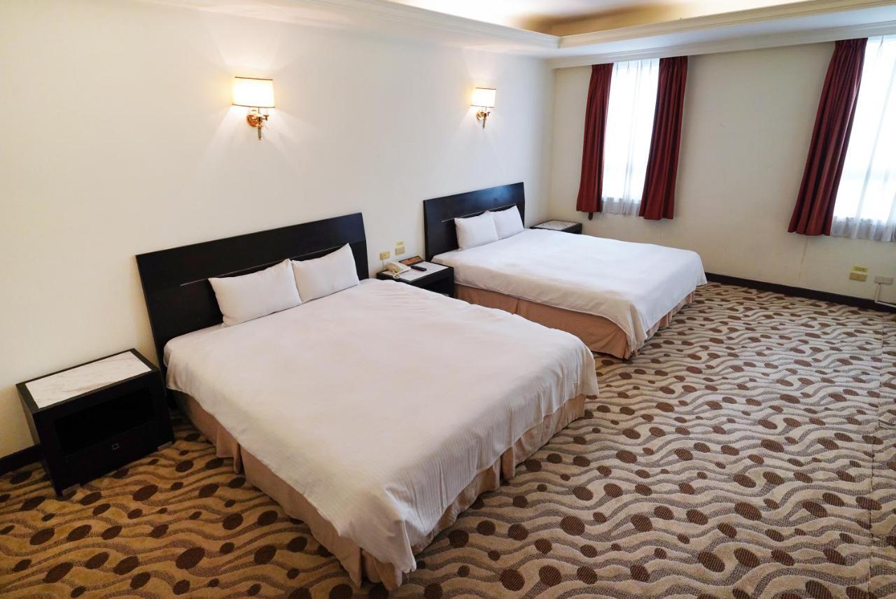 Herkang Hotel Taichung Luaran gambar