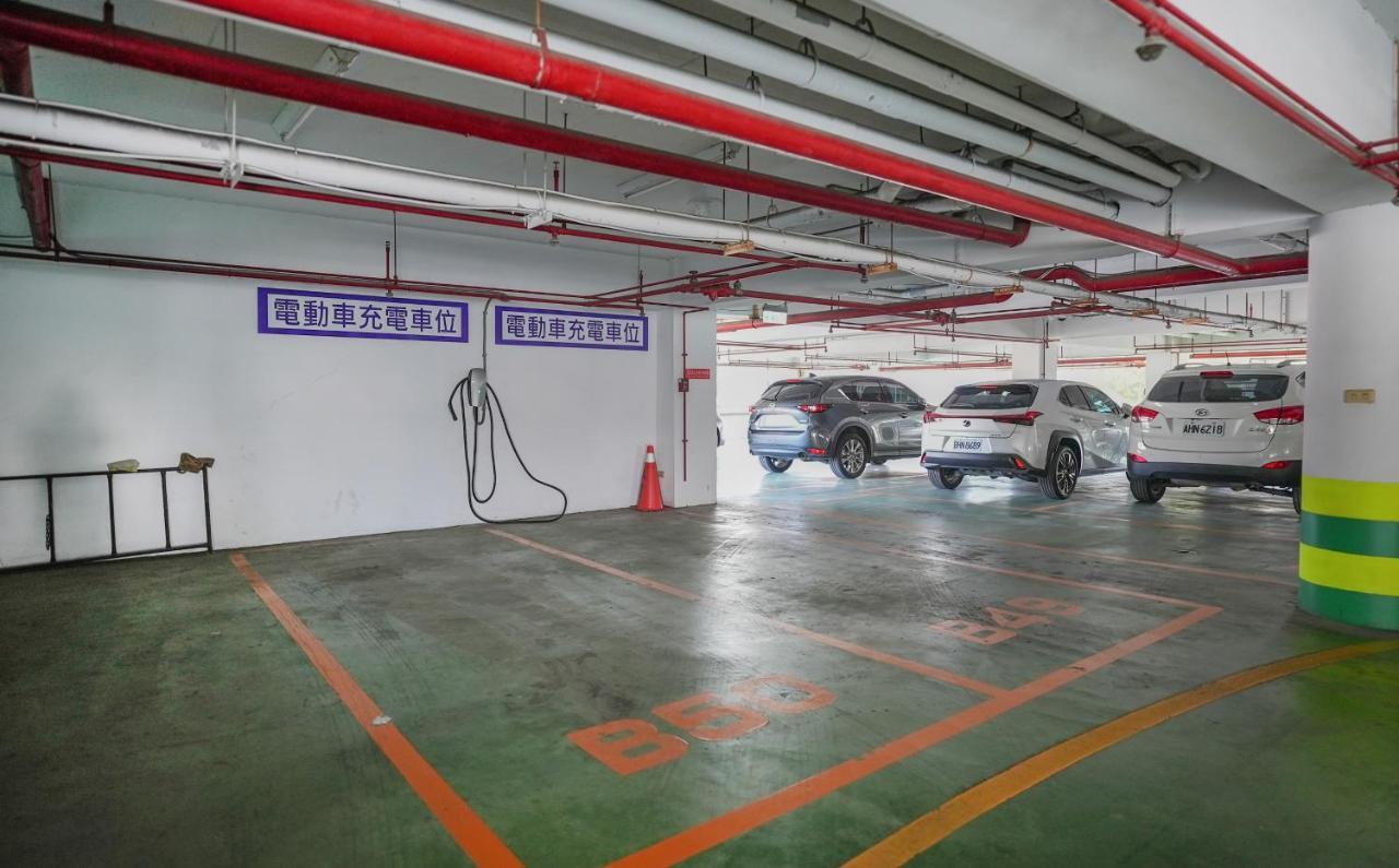 Herkang Hotel Taichung Luaran gambar